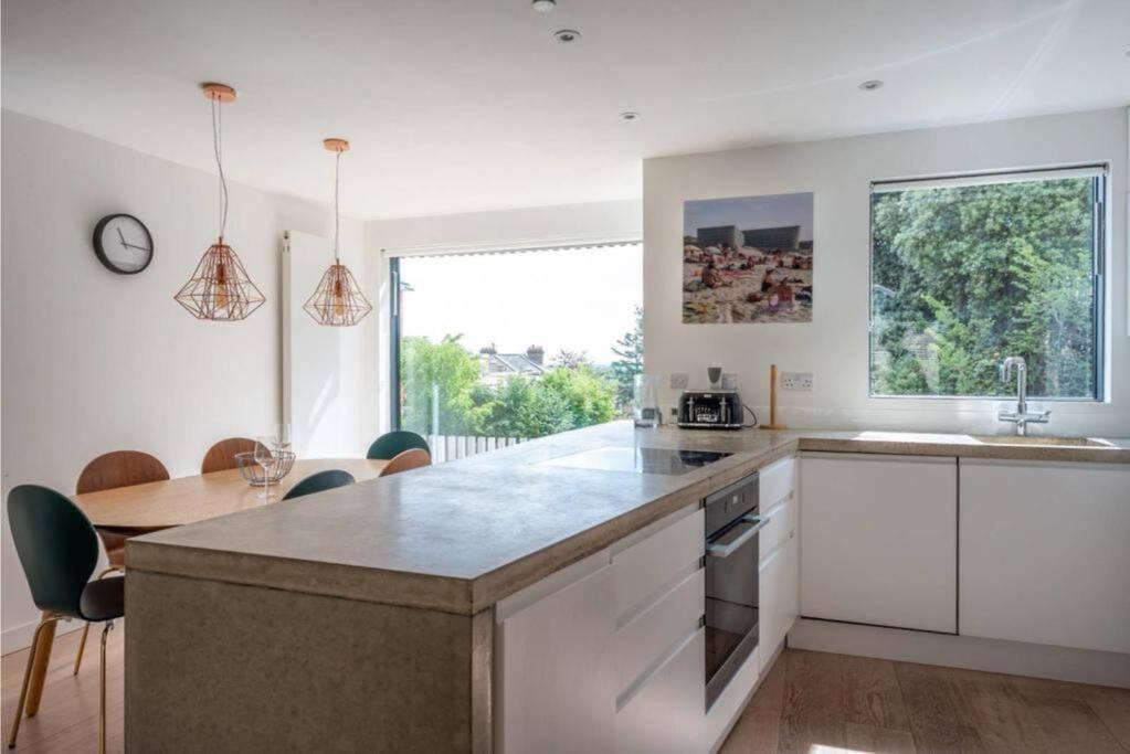 Neoteric Home Wimbledon Village Londen Buitenkant foto